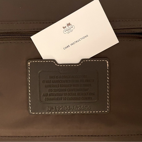 Coach Brown Signature Portfolio with Cross Pen - Picture 5 of 7